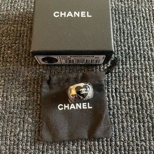 CHANEL HEART RING